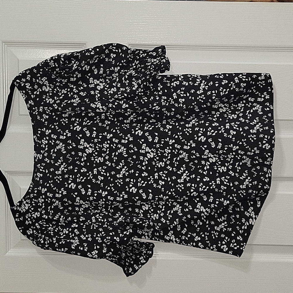 Flowered blouse - Picture 2 of 3
